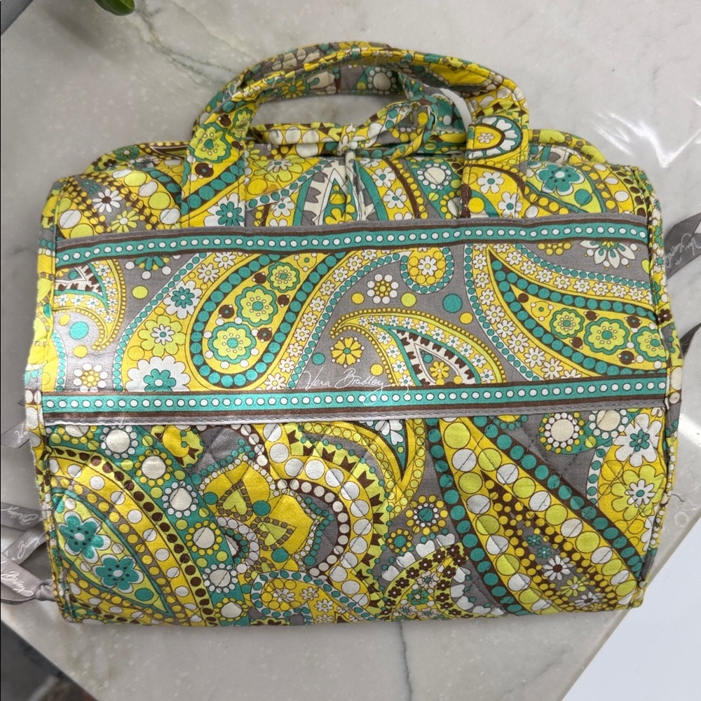 Vibrant Vera Bradley Paisley Women's Travel Toiletry Bag